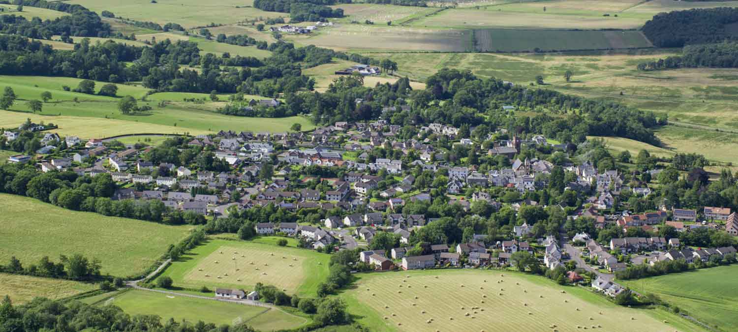 aerial photo of kippen village 